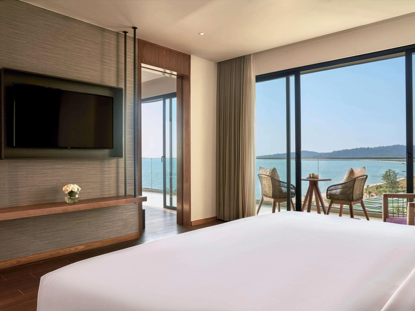 Photo - Mövenpick Resort Waverly Phu Quoc