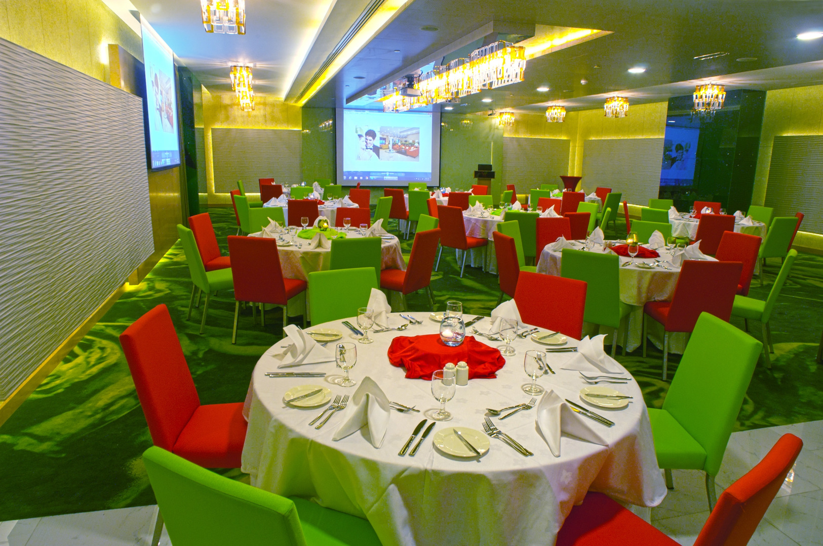 Foto - Al Khoory Executive Hotel, Al Wasl