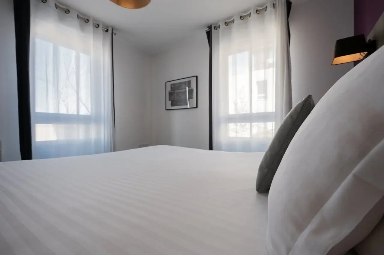 Photo - Nemea Appart Hotel Quai Victor Tours Centre