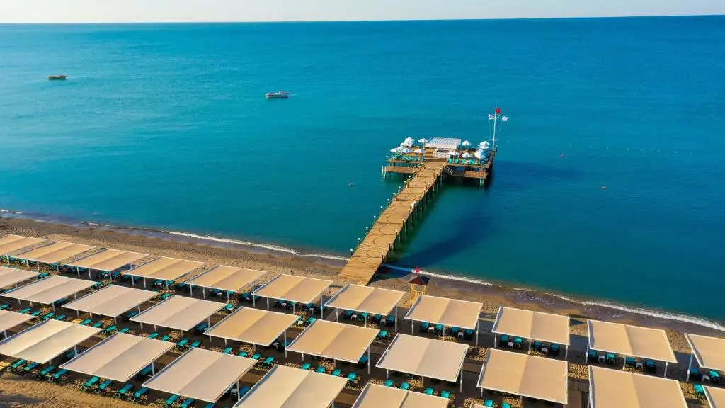 Photo - Crystal Centro Pearl Collection - Ultimate All Inclusive