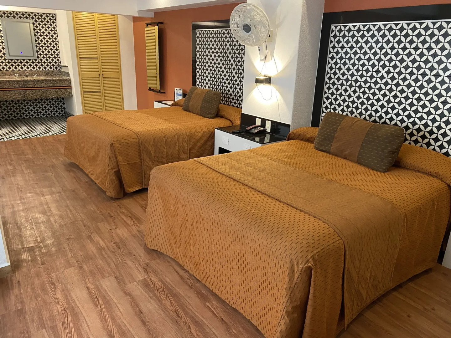 Photo - Hotel Villa de Madrid