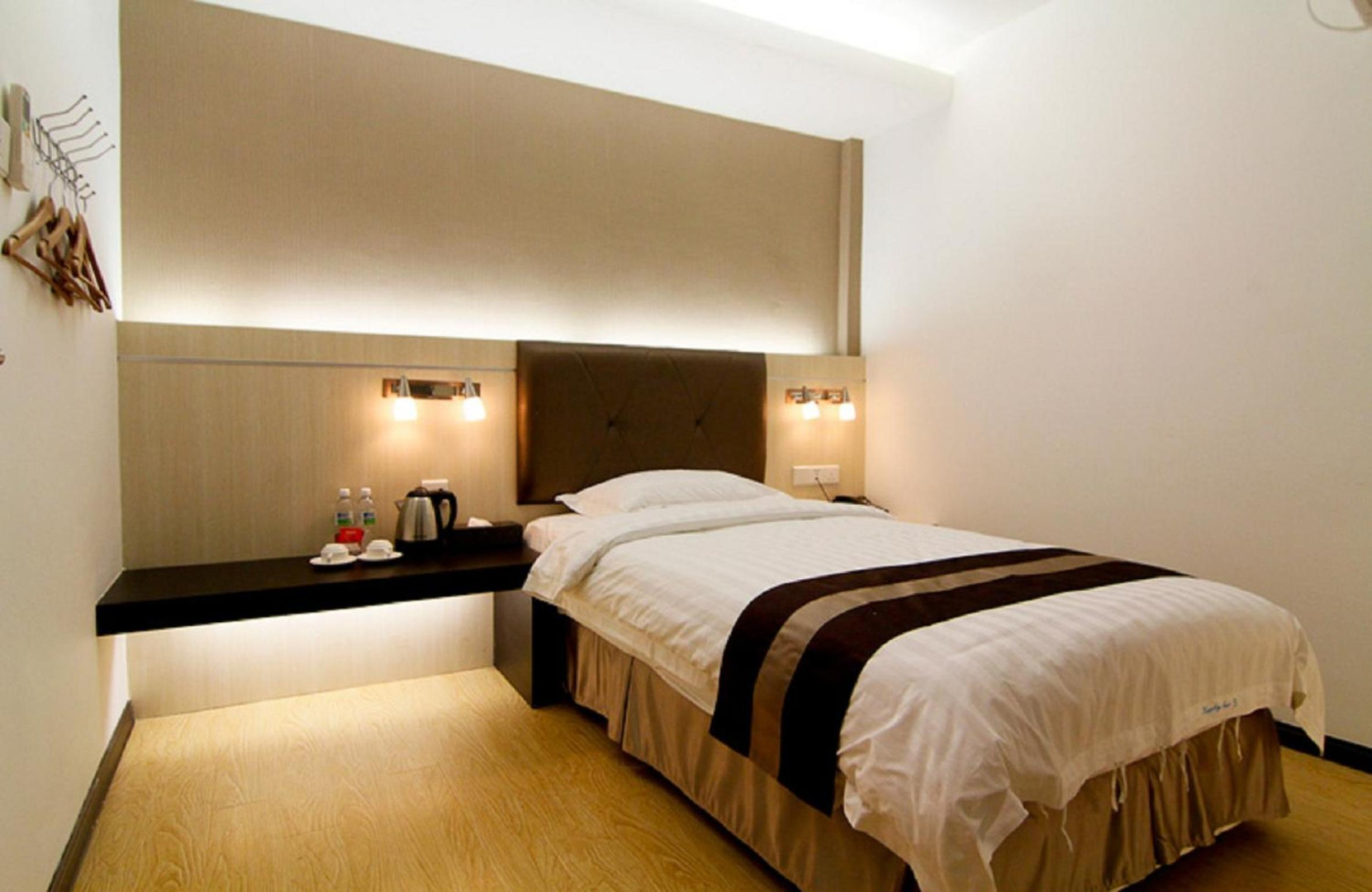 Kingsley Hotel