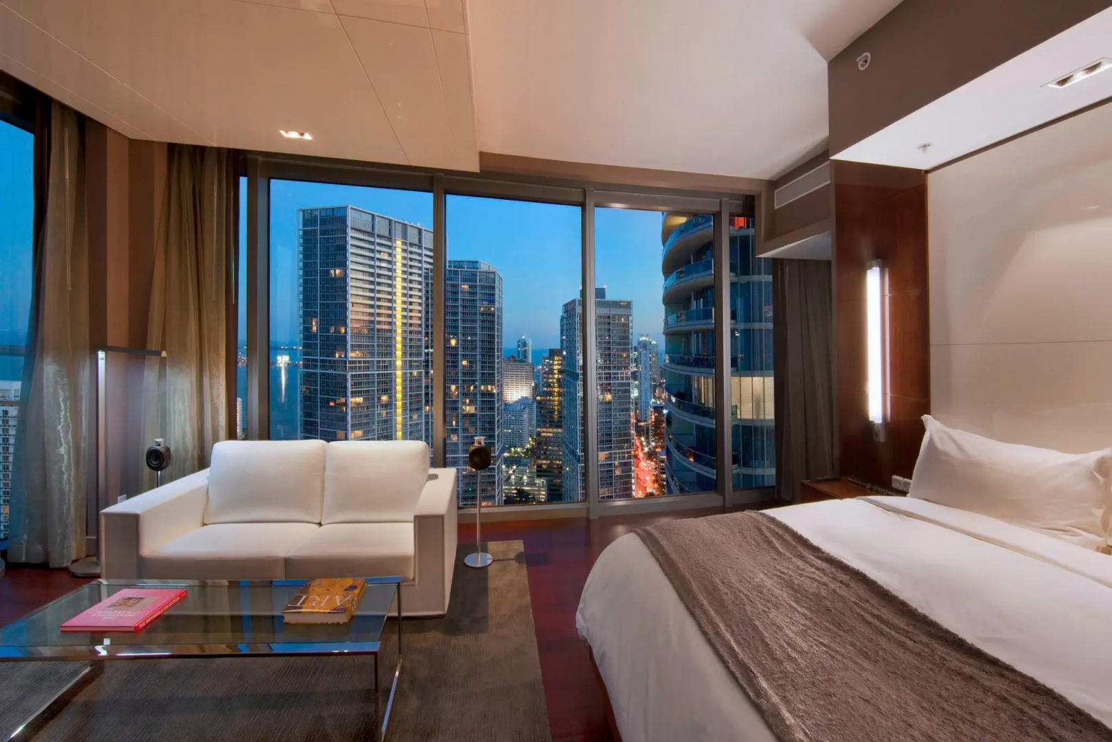 Photo - Hotel Beaux Arts, Autograph Collection