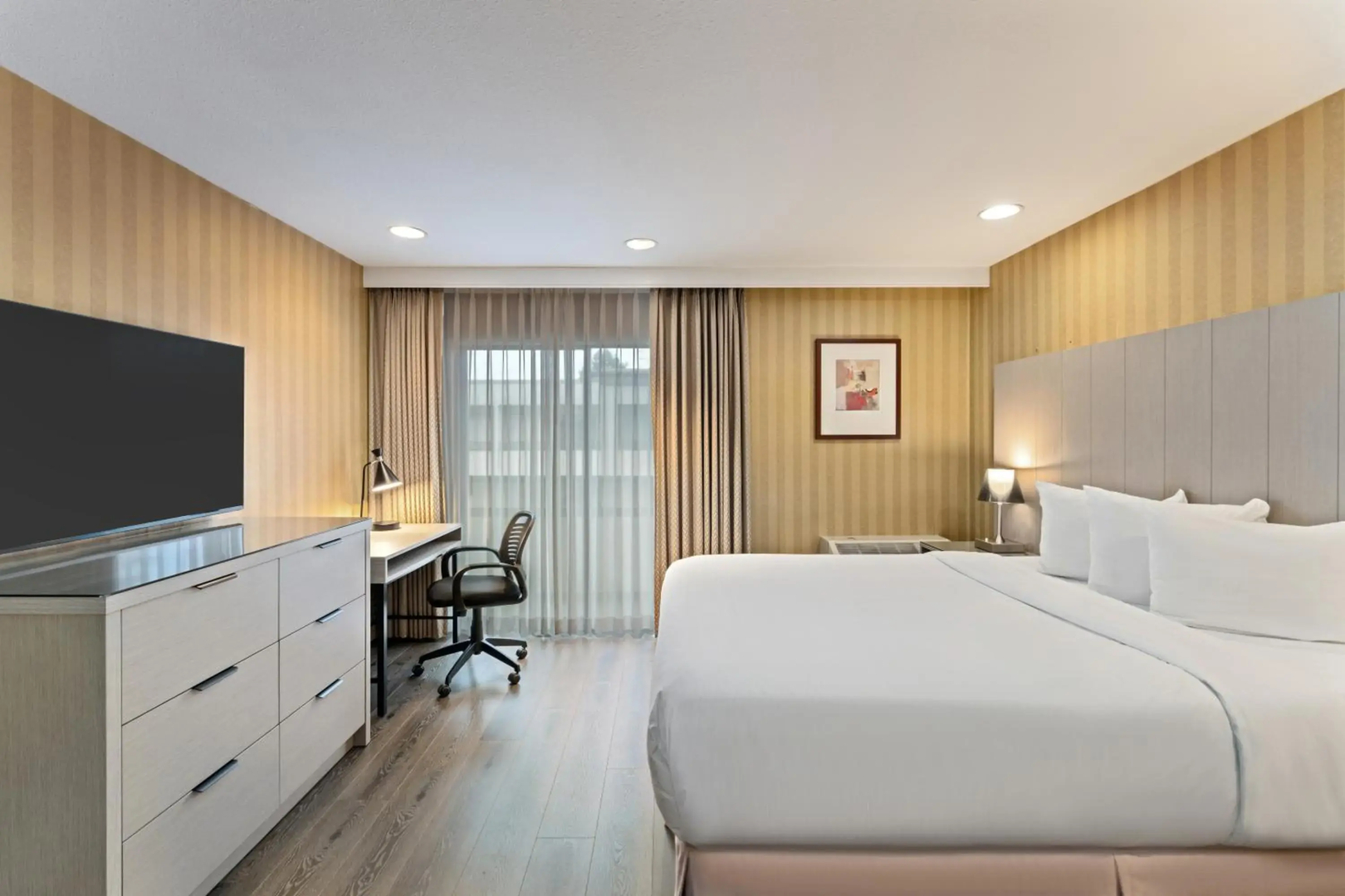Foto - Executive Hotel Vancouver Airport