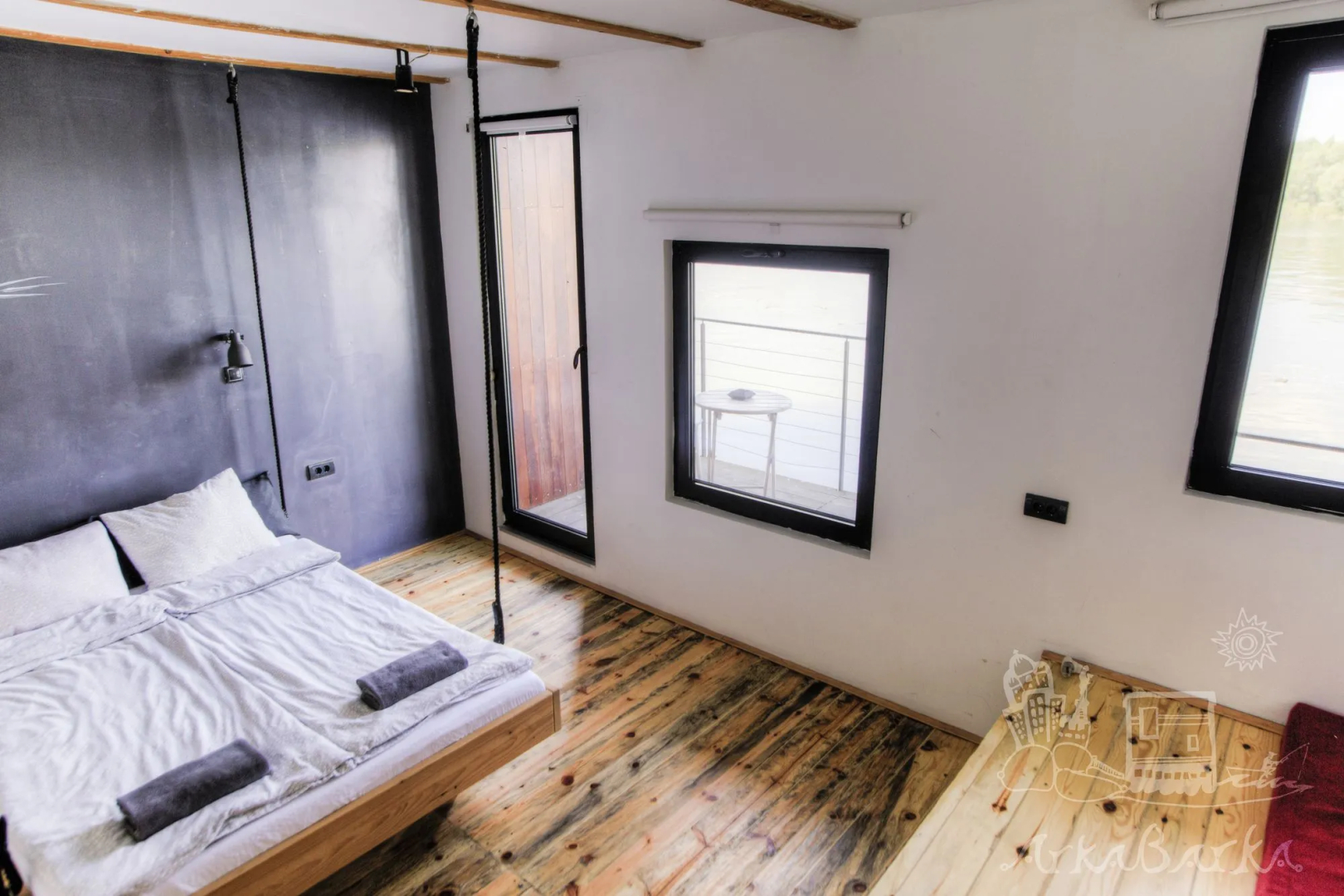 Photo - ArkaBarka Floating Hostel