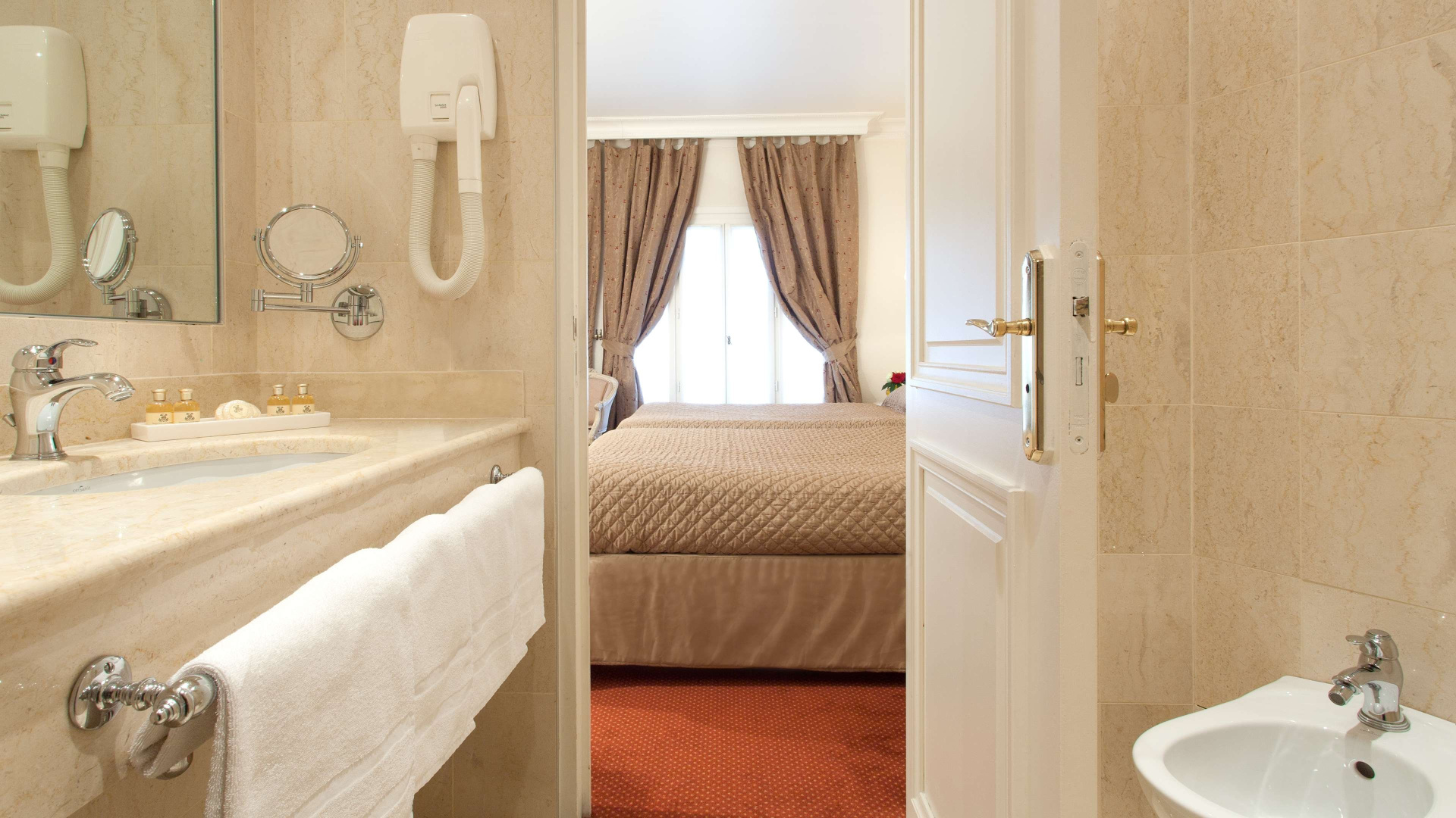 Foto - Grand Hotel Moderne