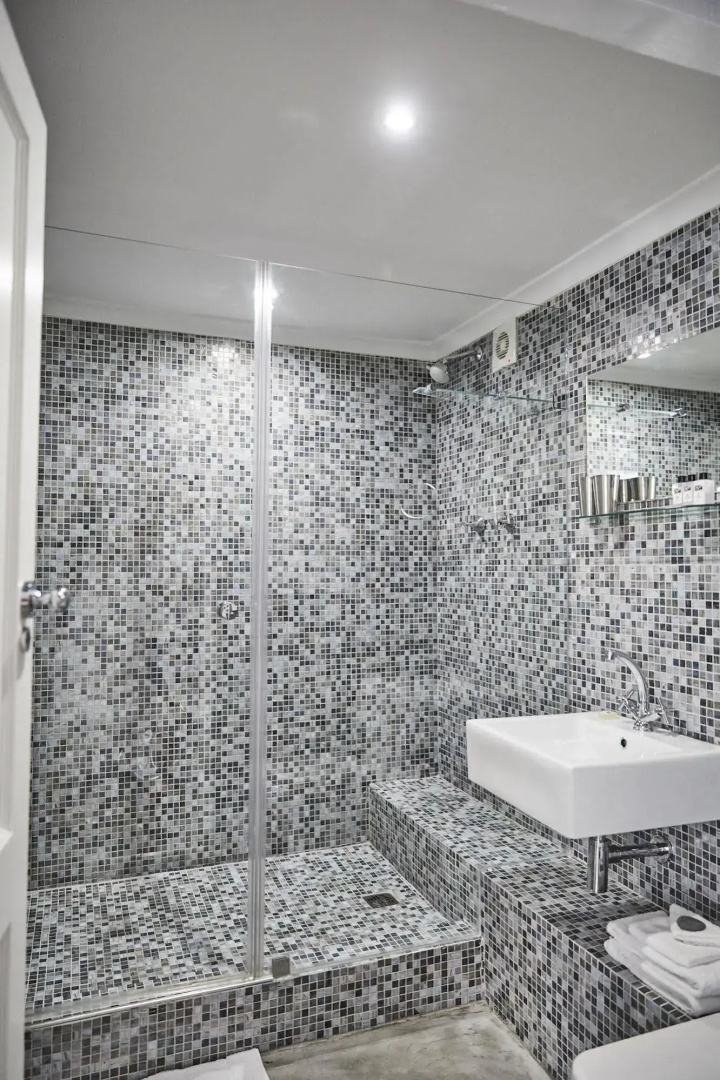 Photo - Antrim Luxury Villa