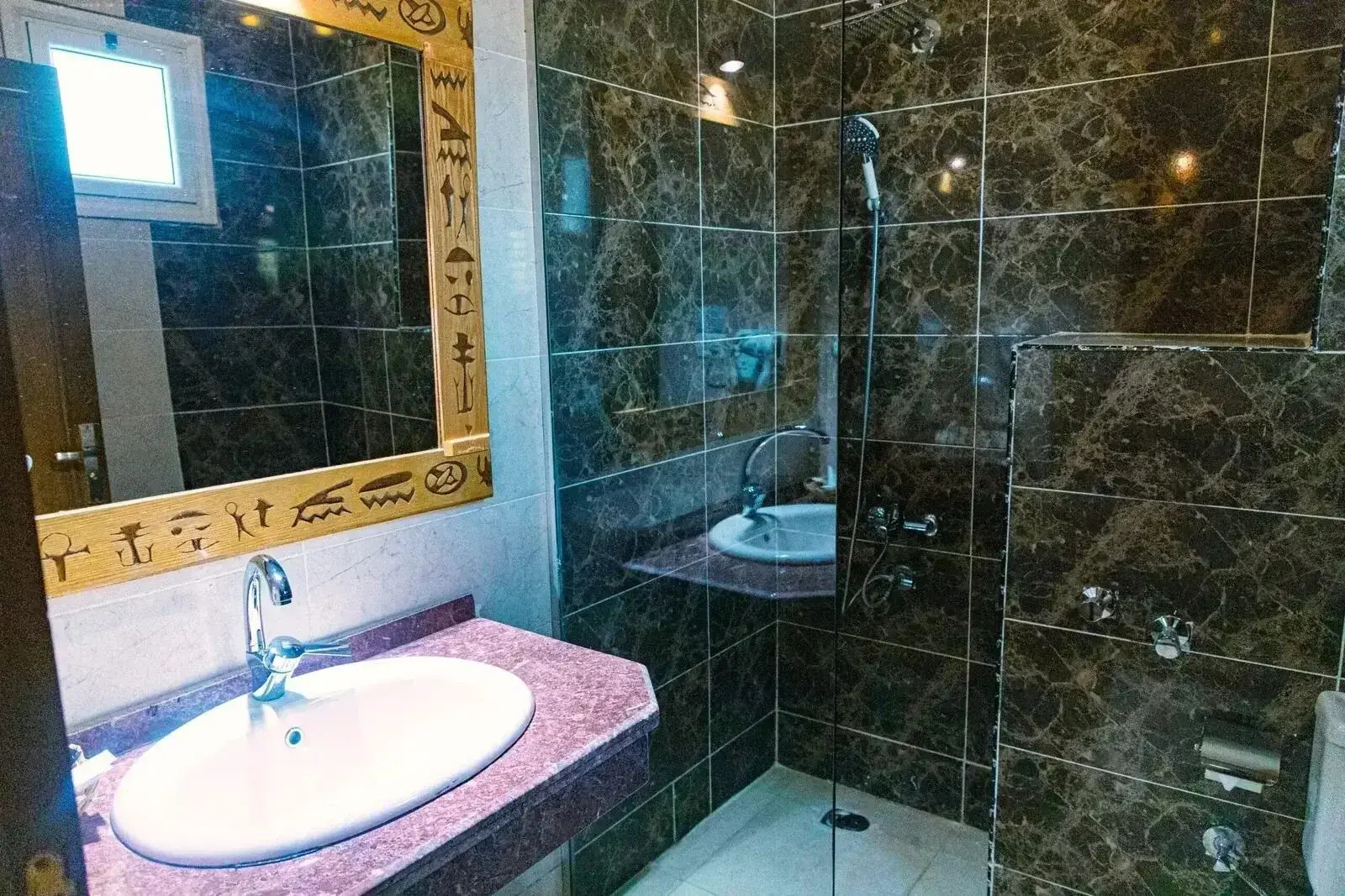 Foto - Jewel Howard Carter Hotel