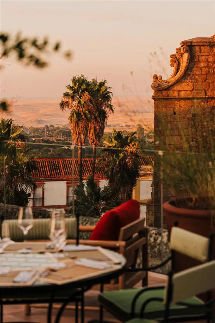 Photo - Palacio De Godoy Caceres, Curio Collection By Hilton