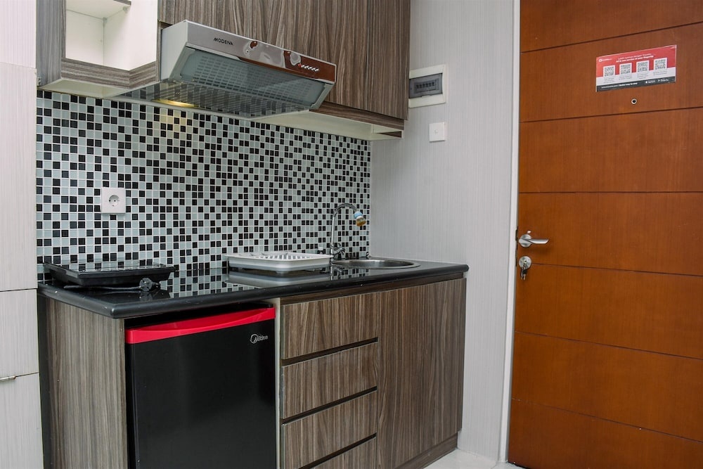 Homey And Simple Studio Apartment At Taman Melati Margonda