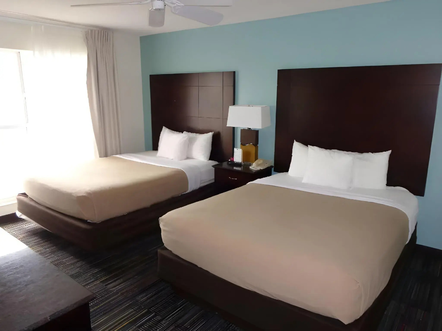 Photo - SureStay Plus by Best Western Orlando Lake Buena Vista
