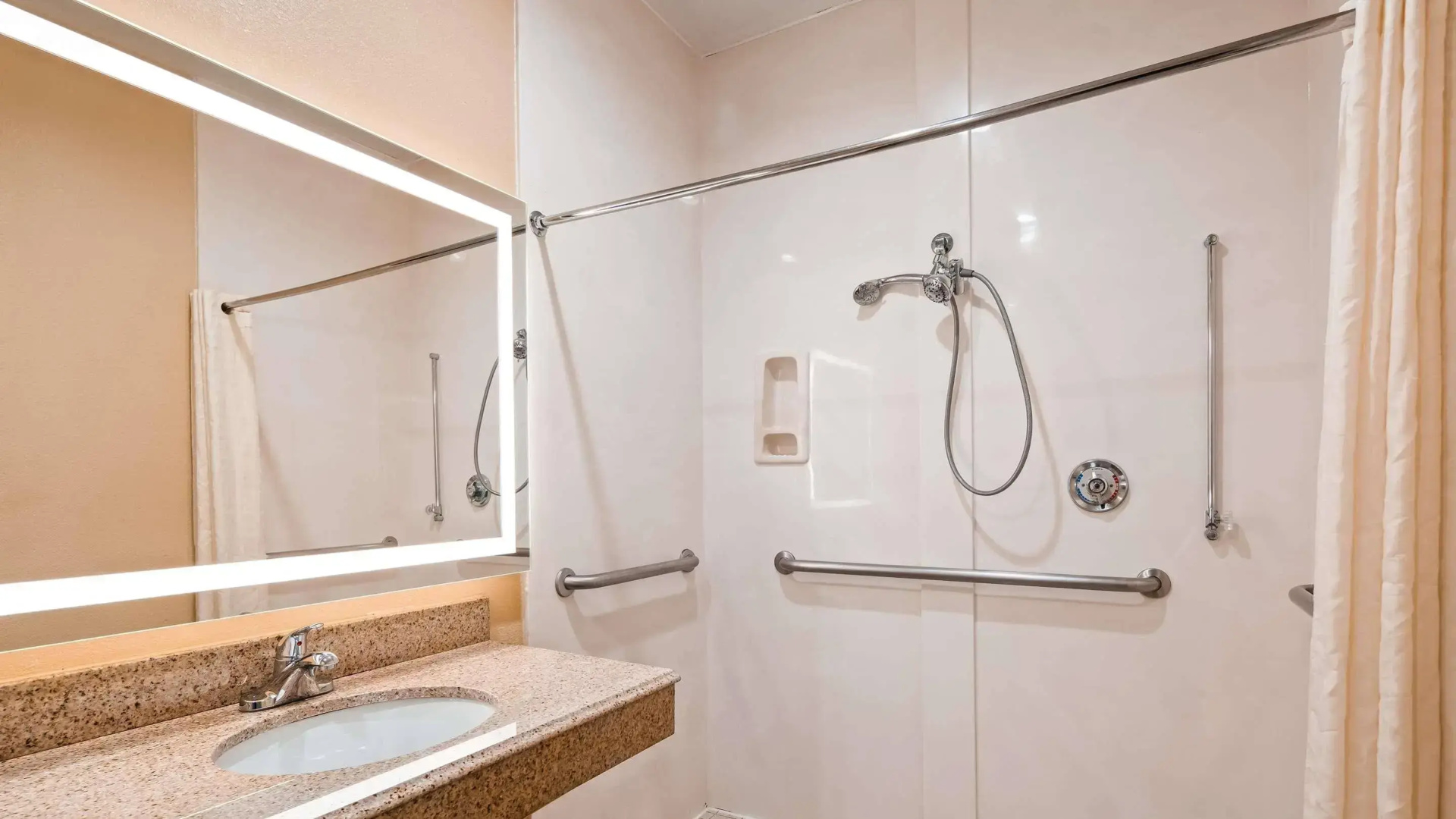 Photo - Best Western Plus North Houston Inn & Suites