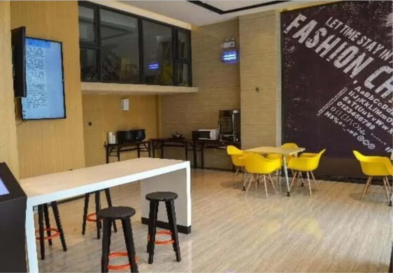 Photo - IU Hotel Zhanjiang Guomao City Square