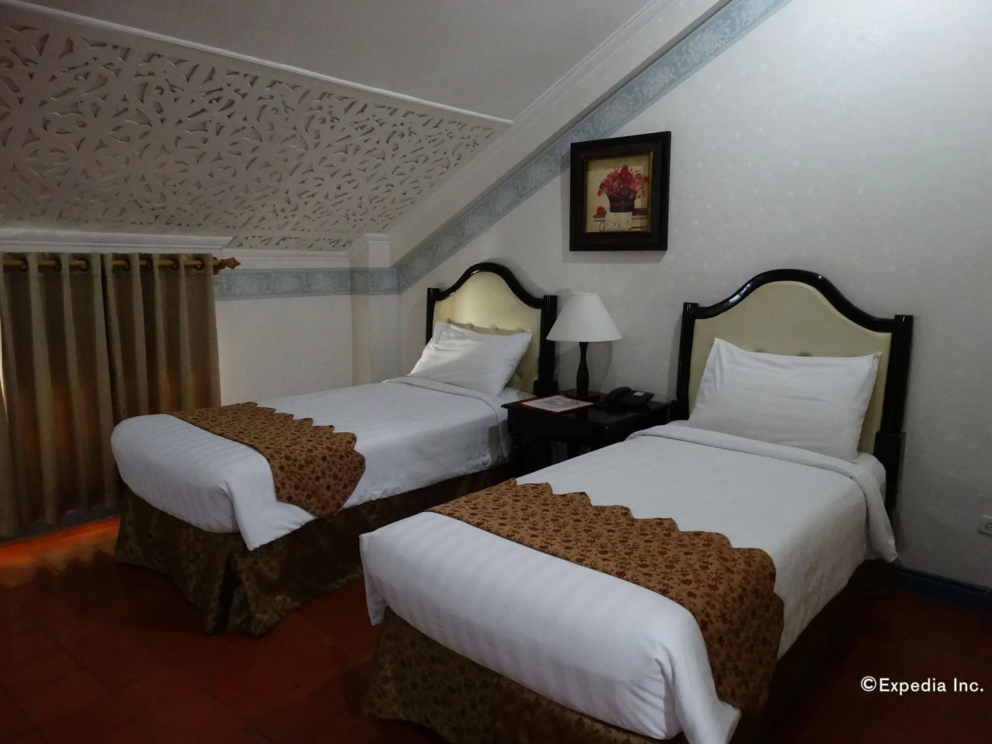Foto - White Knight Hotel Intramuros