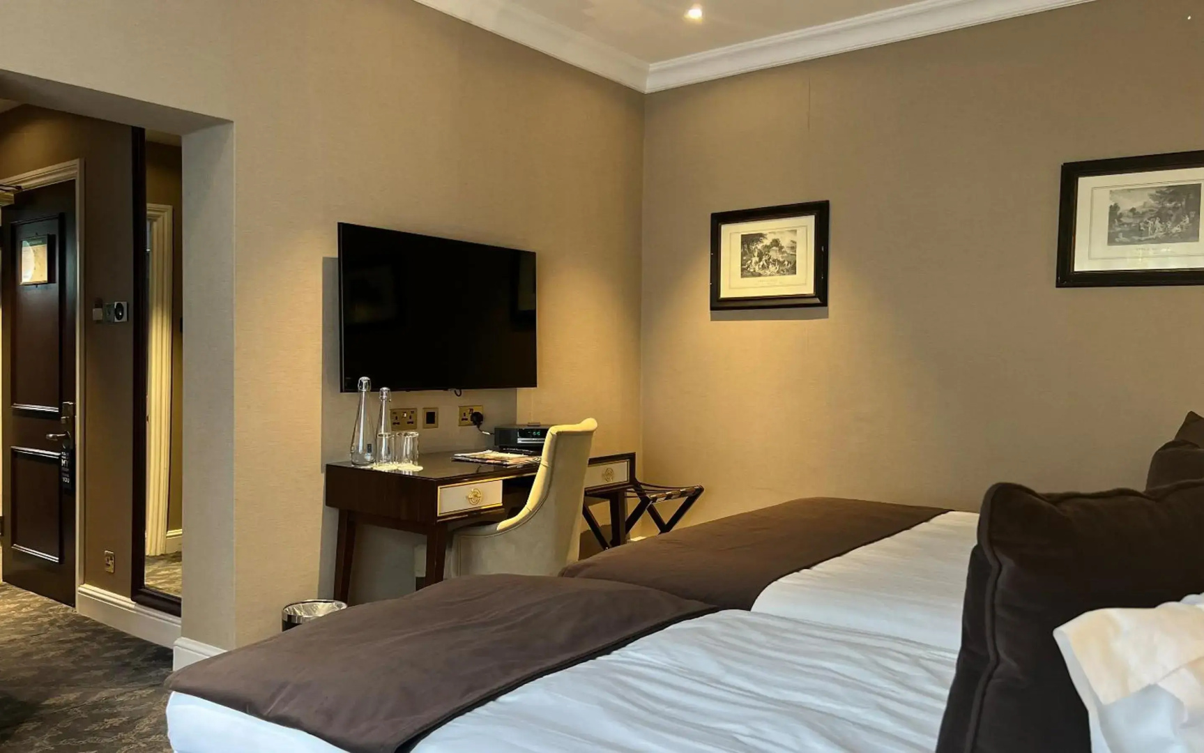 Photo - Warren House Hotel