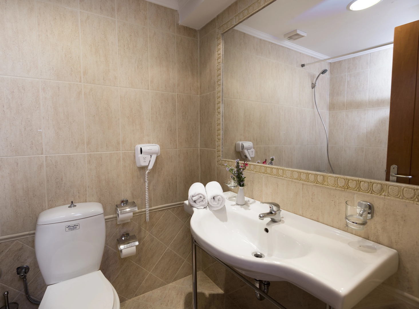 Photo - Avalon Palace Hotel
