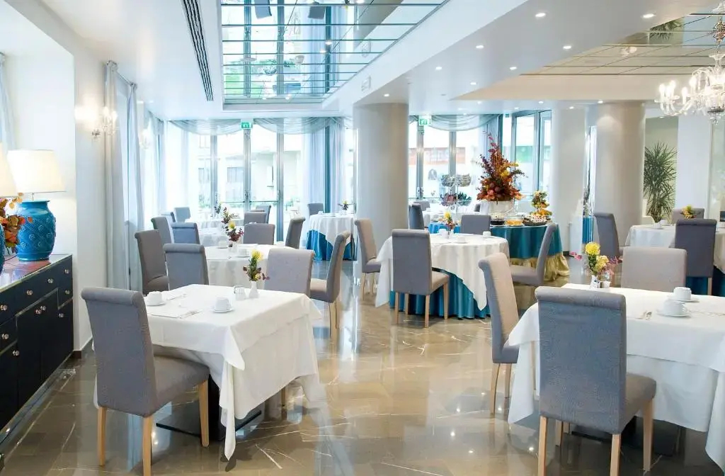 Photo - Club House Hotel