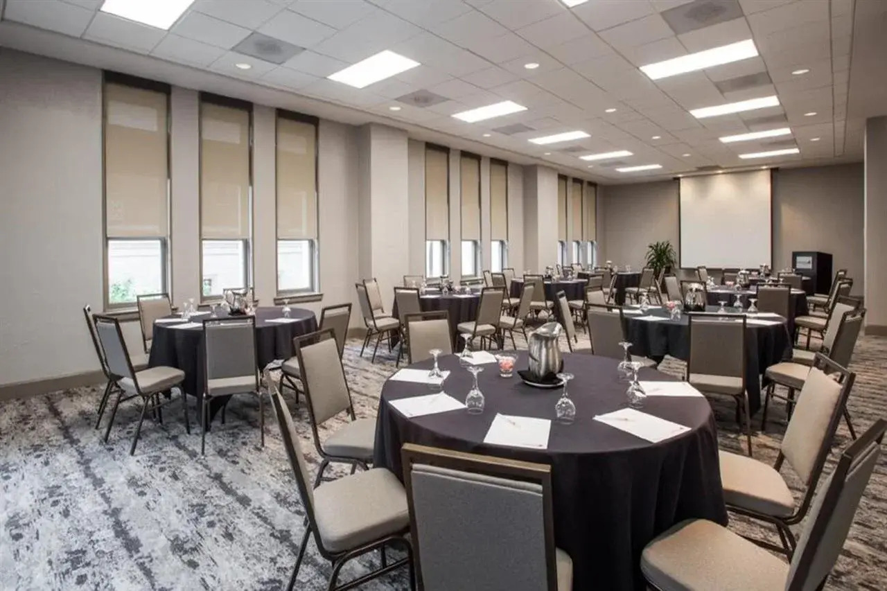 Photo - Magnolia Hotel Downtown Dallas