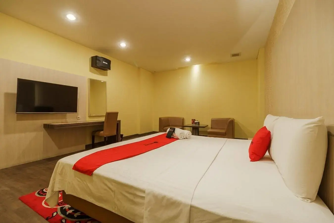 Photo - RedDoorz Plus near Dunia Fantasi Ancol