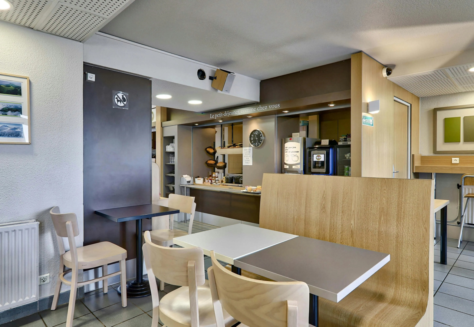 Foto - B&B HOTEL Clermont-Ferrand Le Brézet Aéroport
