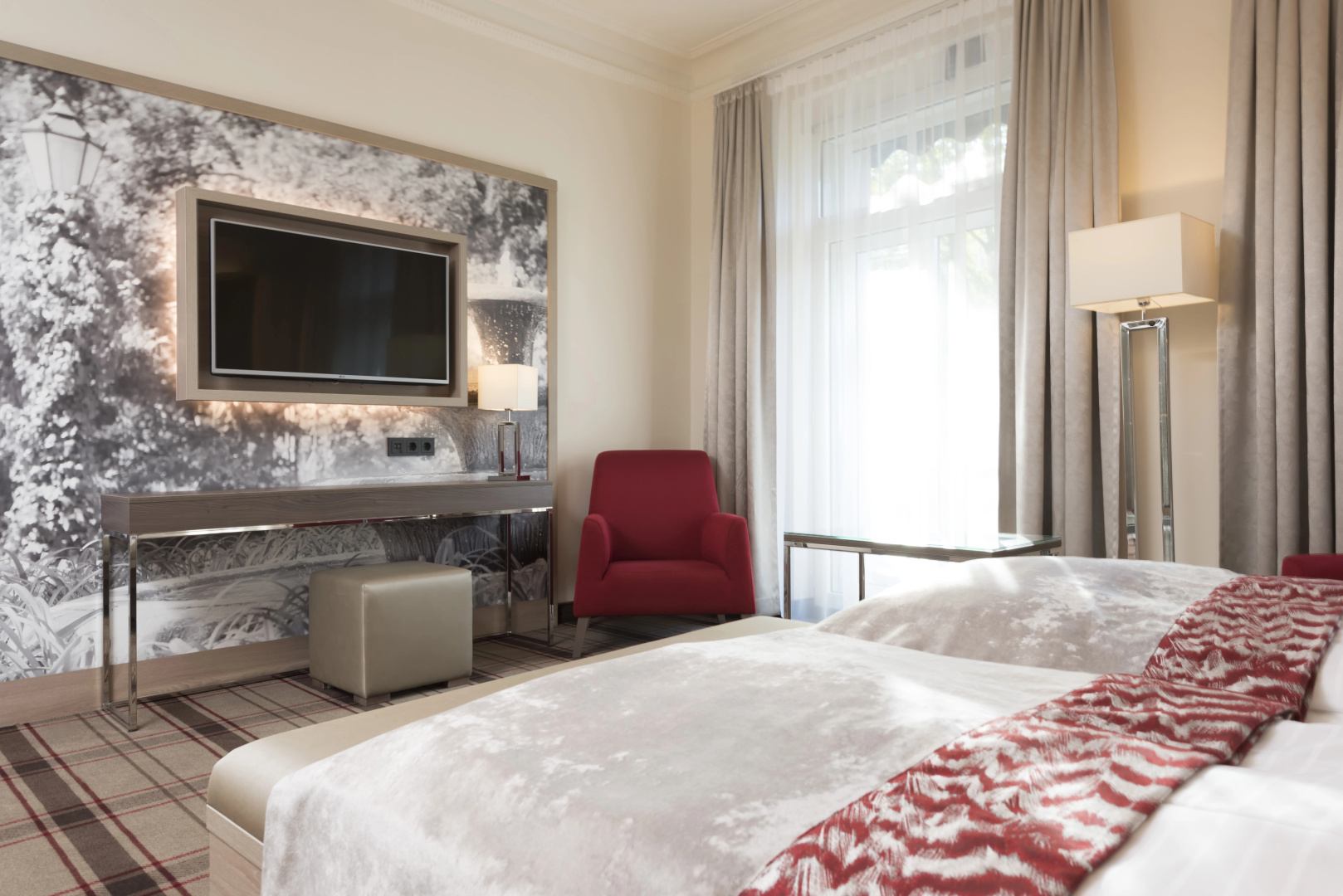 Photo - Badischer Hof Baden-Baden - Leonardo Limited Edition