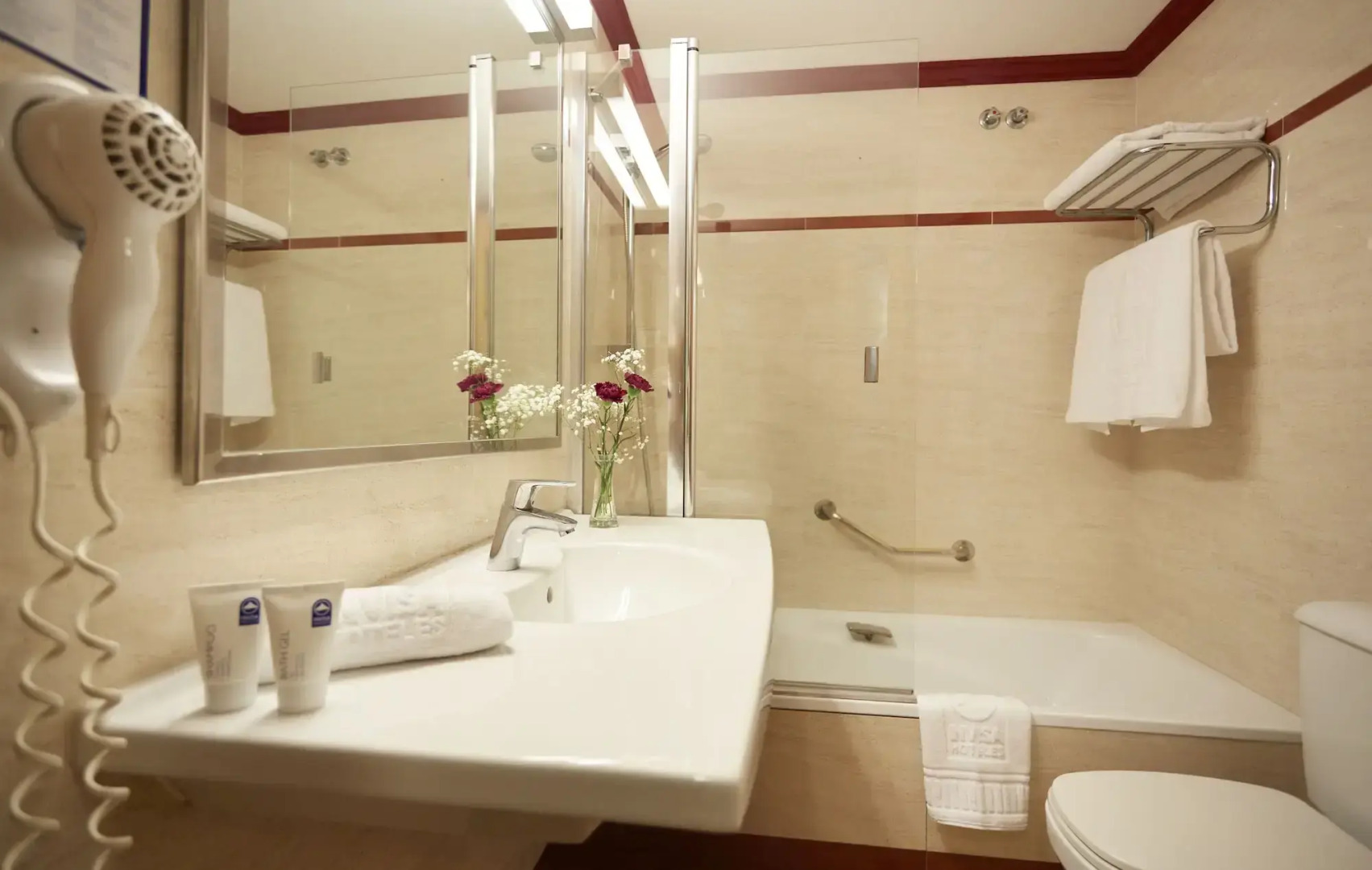 Photo - Invisa Hotel La Cala