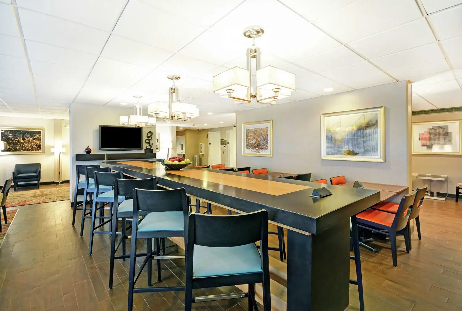 Photo - Hampton Inn Chicago-Naperville