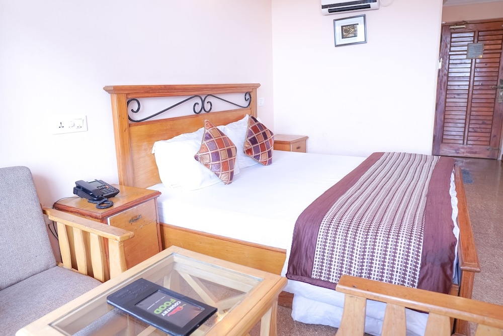Hotel Asian Plaza Mcleodganj