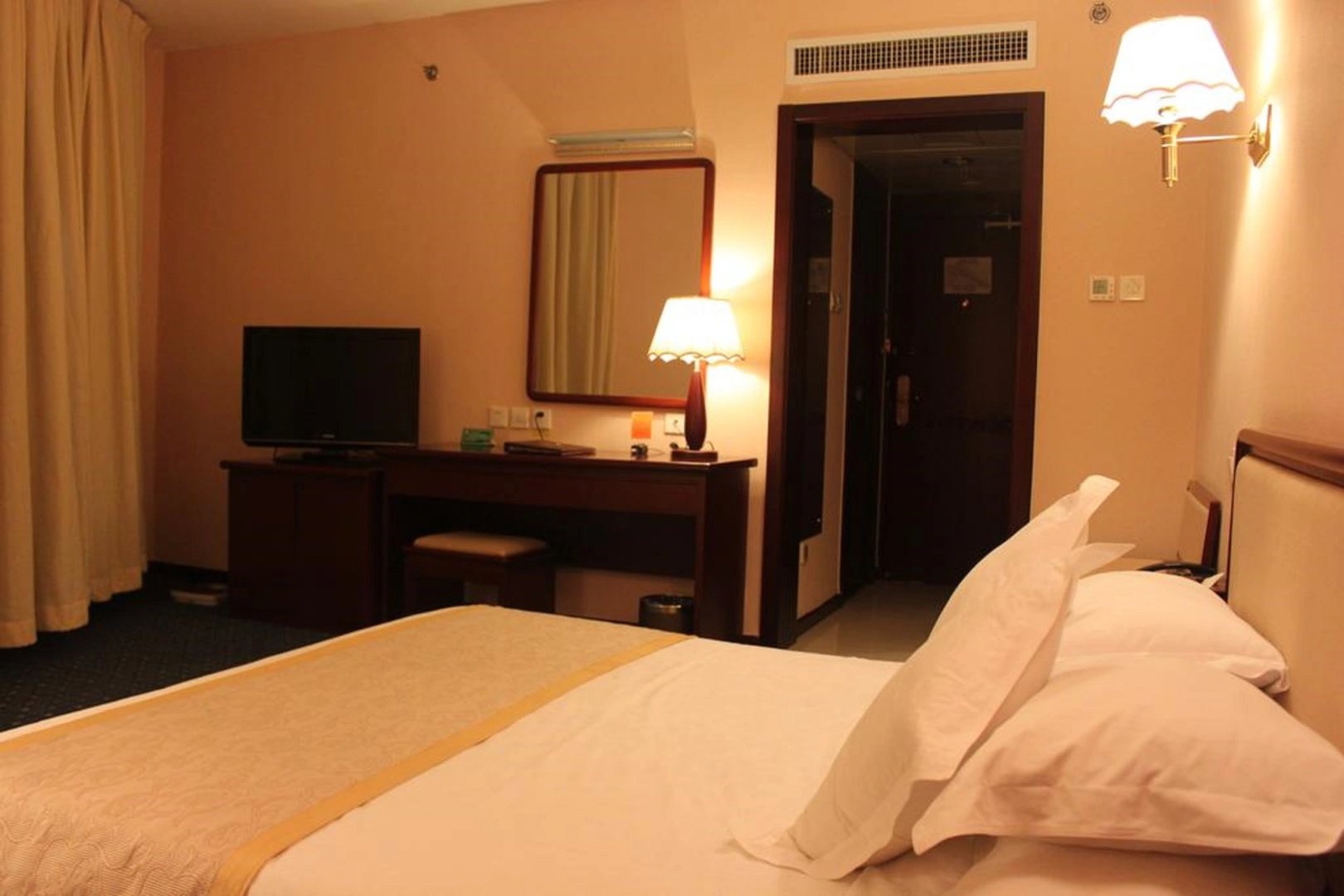 Foto - Beijing Commercial Business Hotel