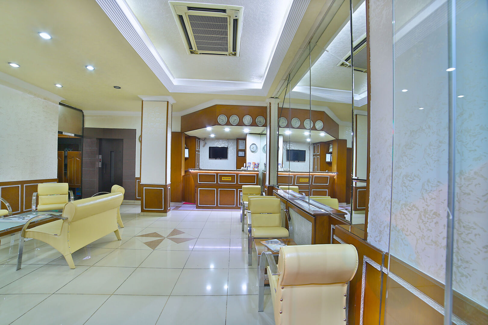 Foto - The Center Hotel