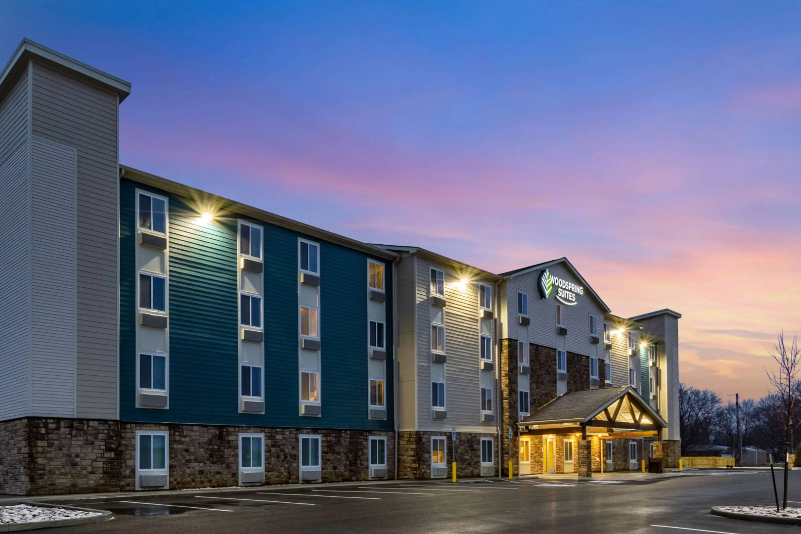 Photo - WoodSpring Suites Indianapolis Airport South
