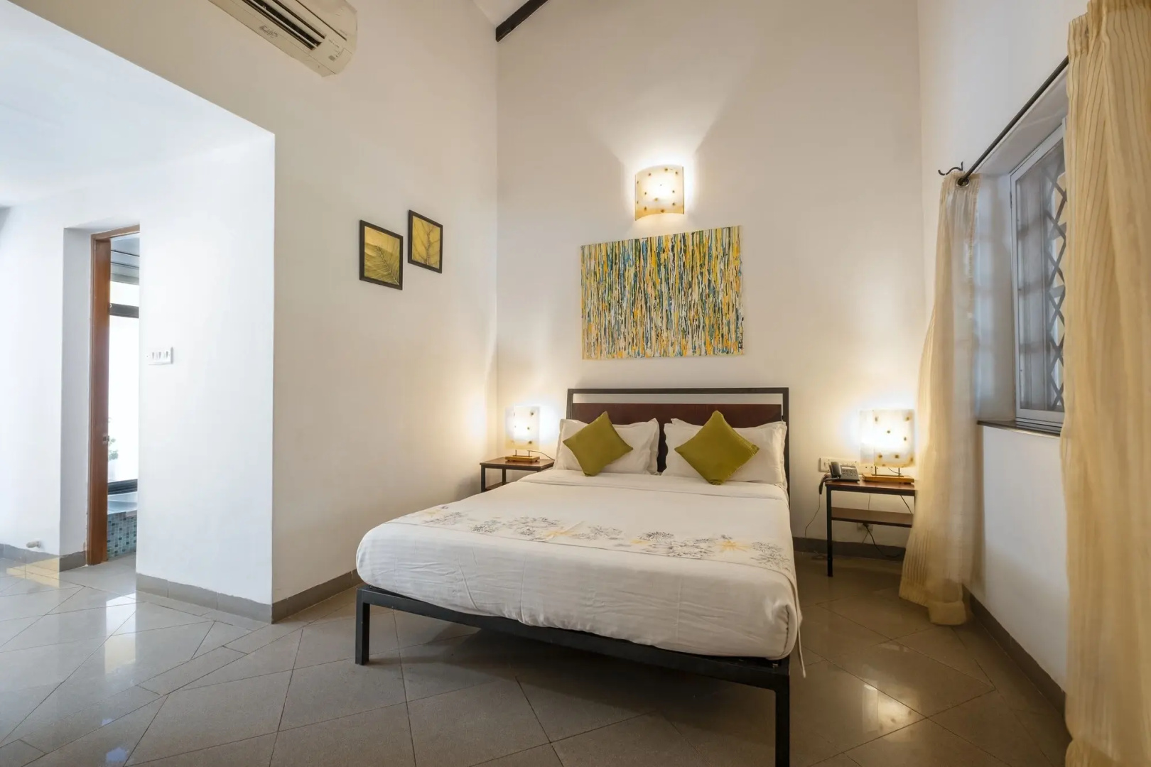 Photo - Granpa's Inn Hotel Bougainvillea