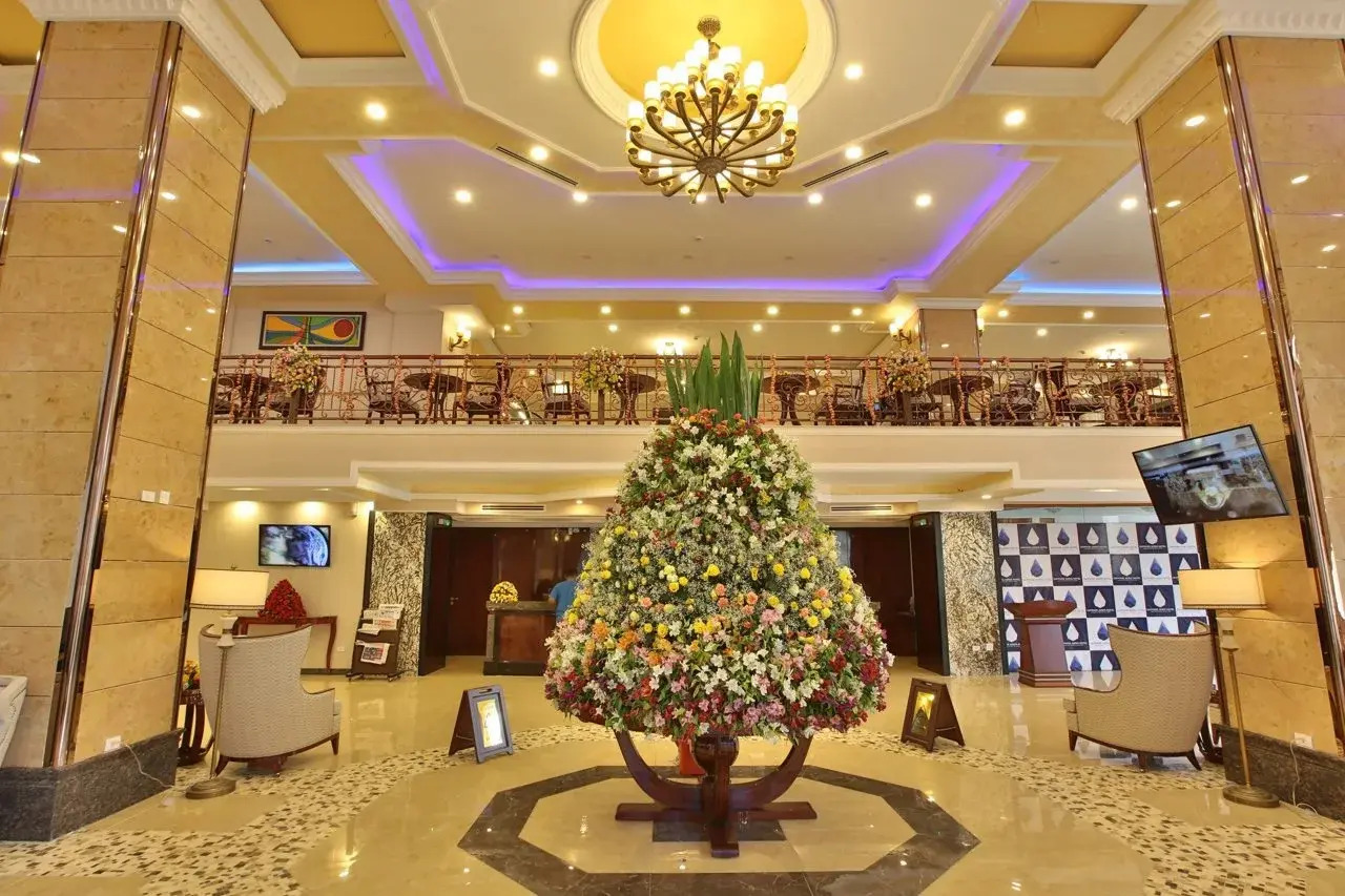 Photo - Sapphire Addis