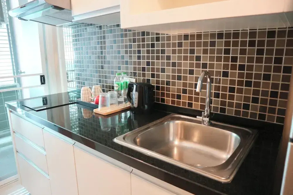 Foto - ICON NARINDRA SUITES HOTEL Sukhumvit Bangkok Thailand 50sqm to 90sqm Rooms & FREE Minibar