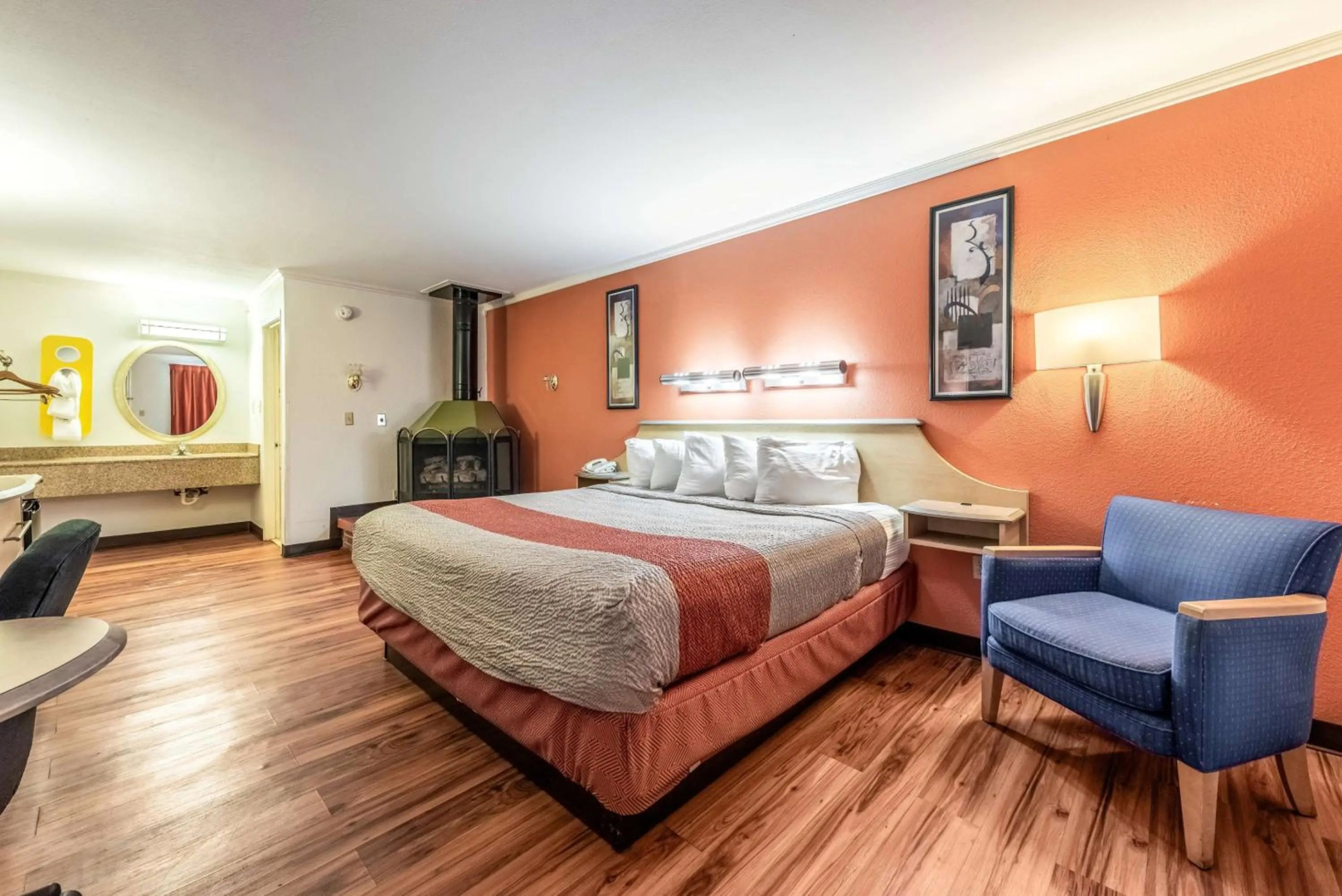 Photo - Motel 6 Gatlinburg, TN - Smoky Mountains