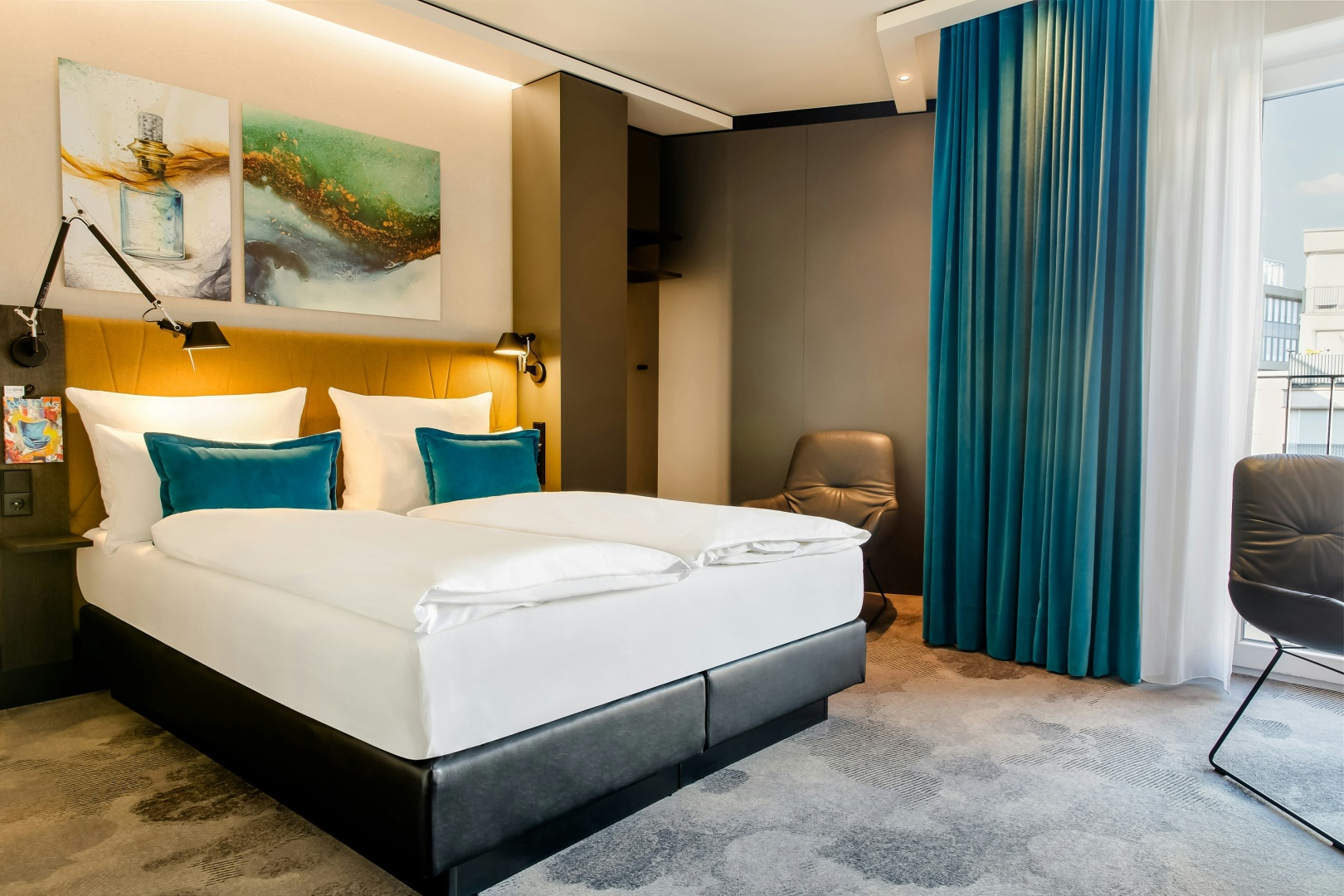 Photo - Motel One Köln-Altstadt