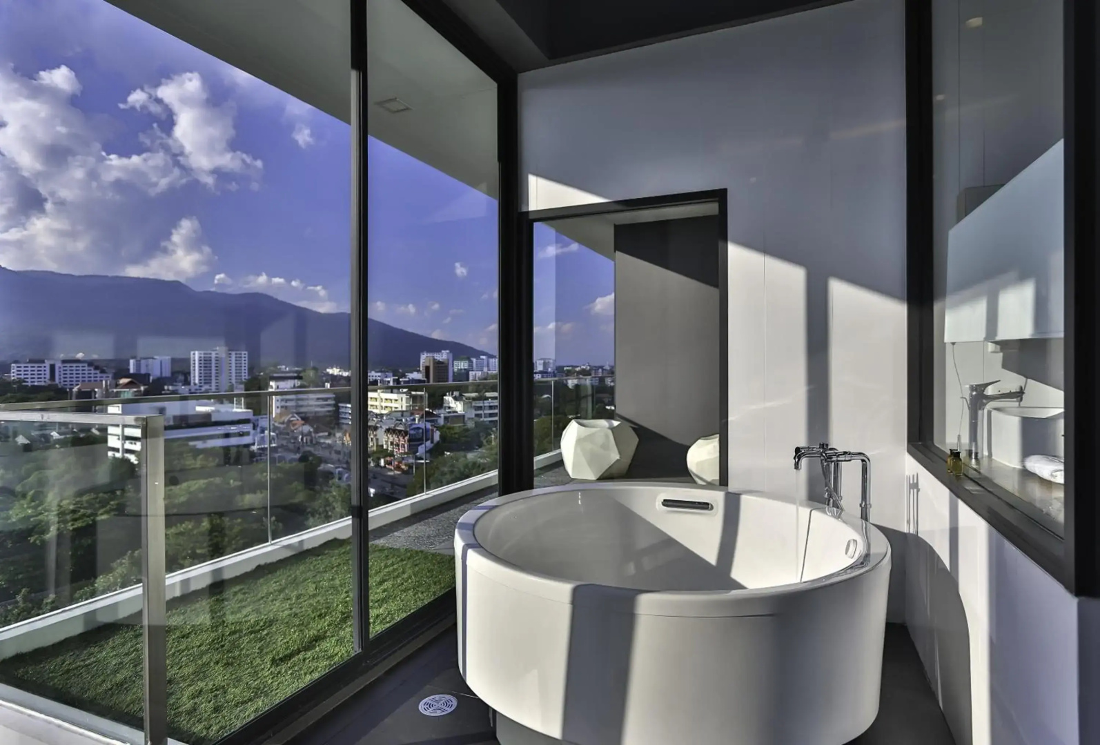 Photo - Eastin Tan Hotel Chiang Mai