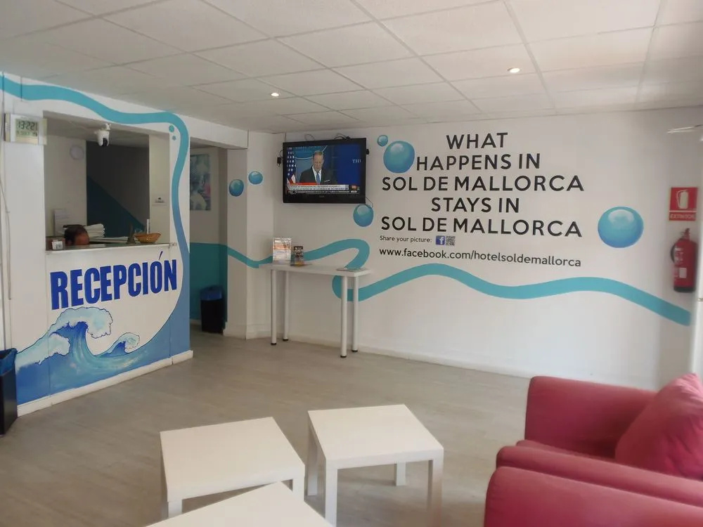 Photo - Hostal Sol de Mallorca.