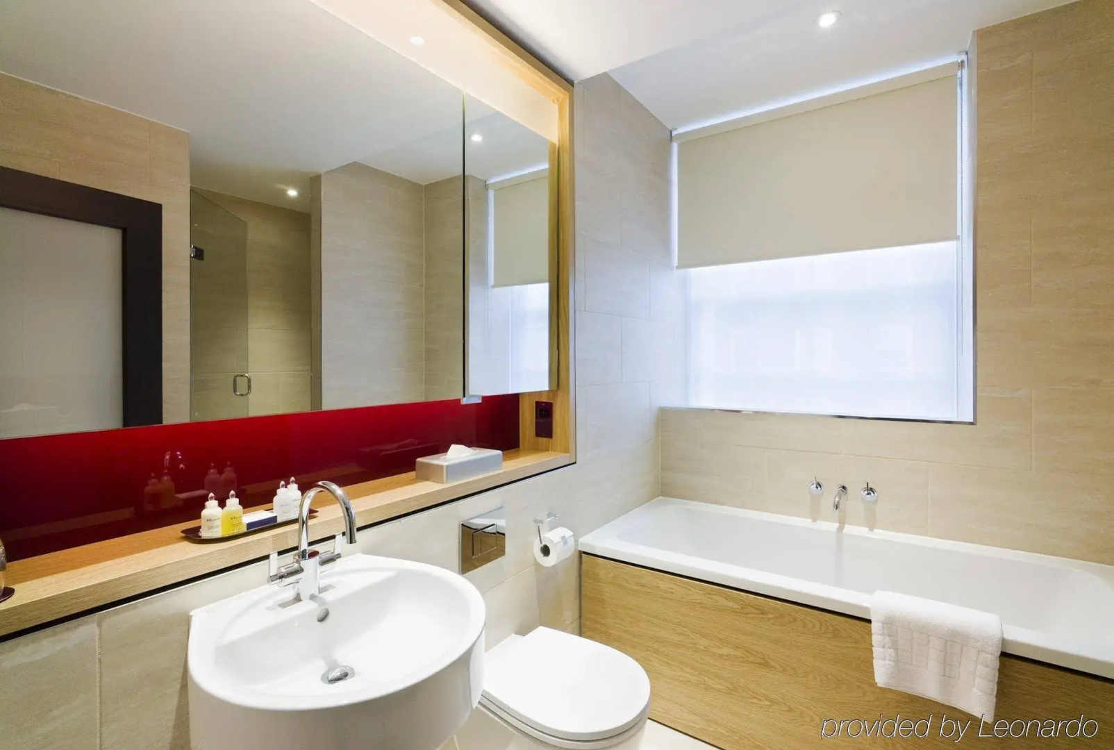 Photo - Apex Temple Court Hotel