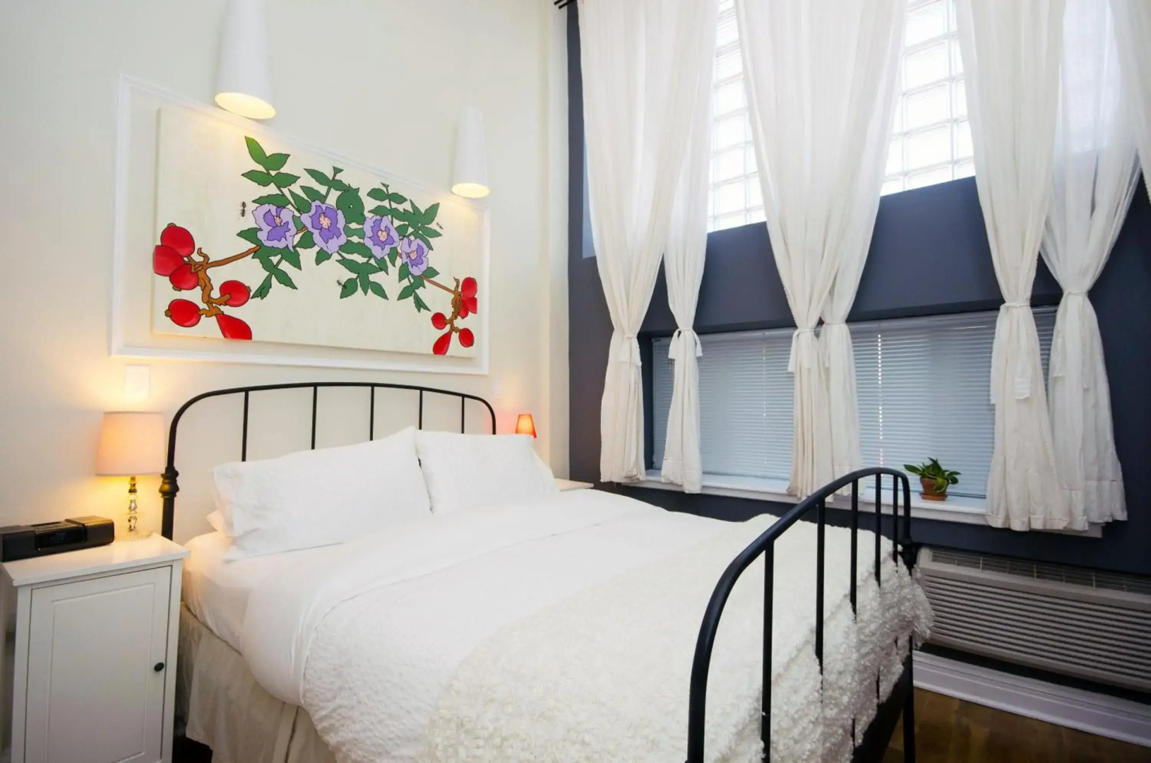 Photo - The Box House Hotel