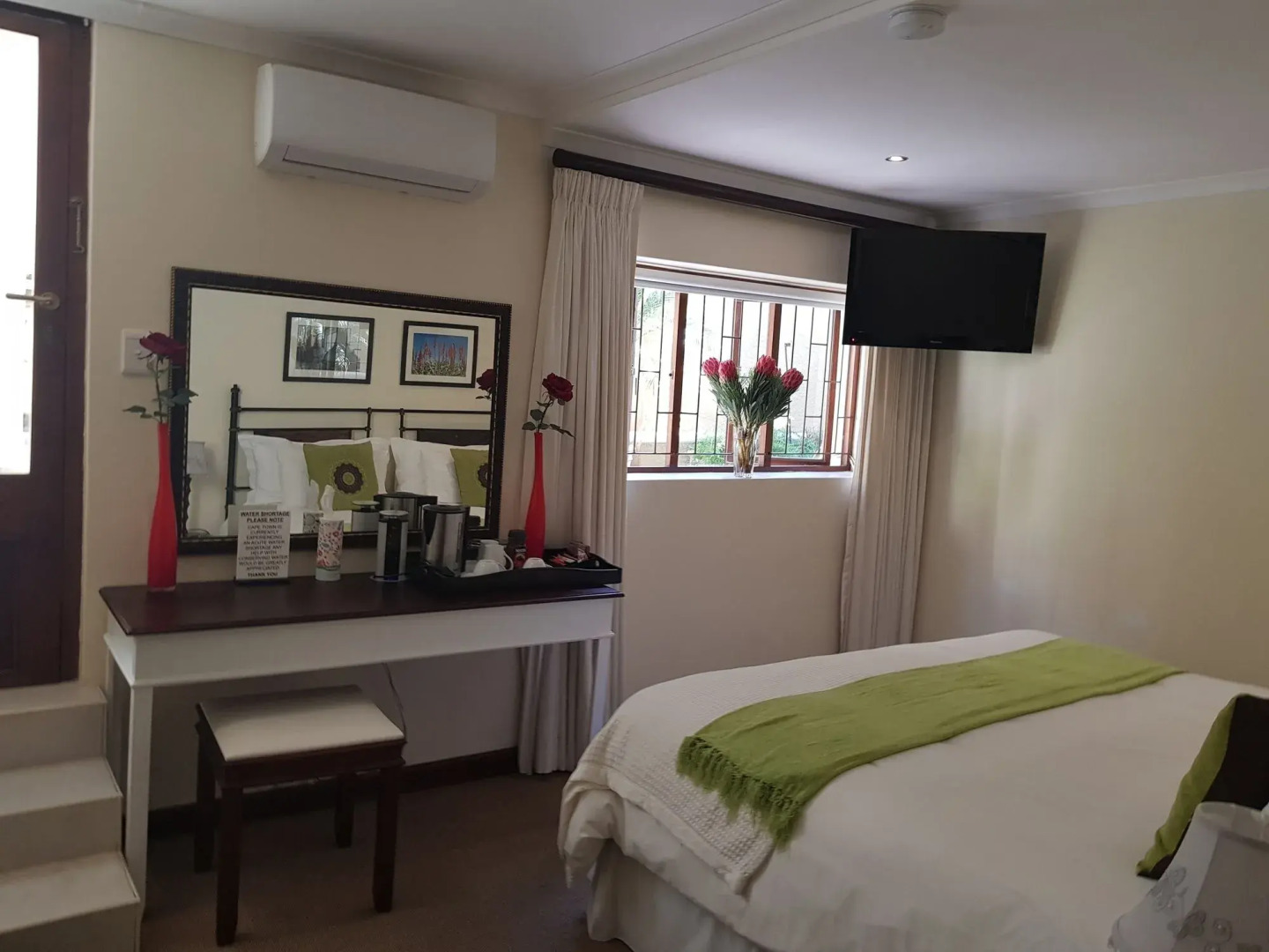 Photo - Sundown Manor Guest House