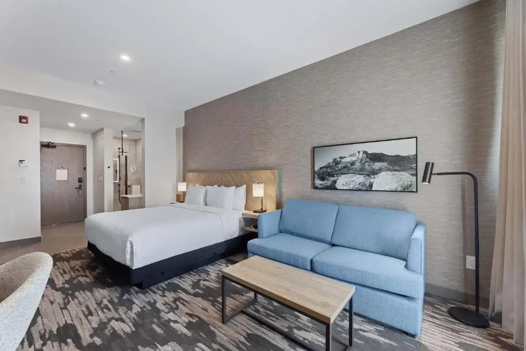 Photo - Sandman Signature Dallas Las Colinas Hotel & Suites