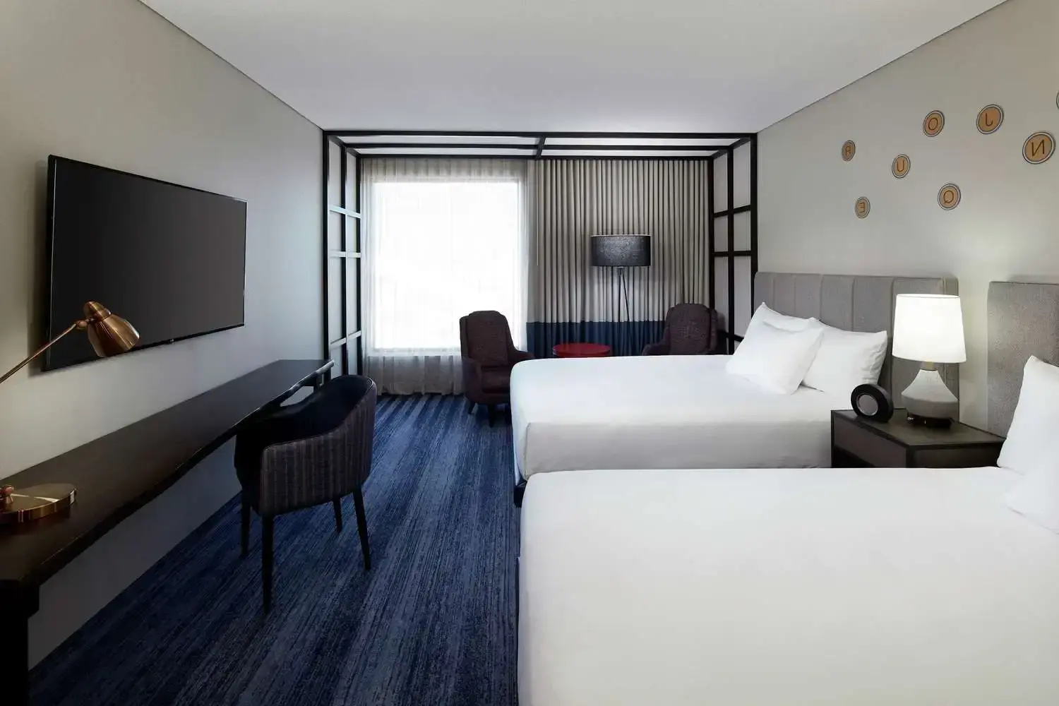Photo - DoubleTree by Hilton Montreal