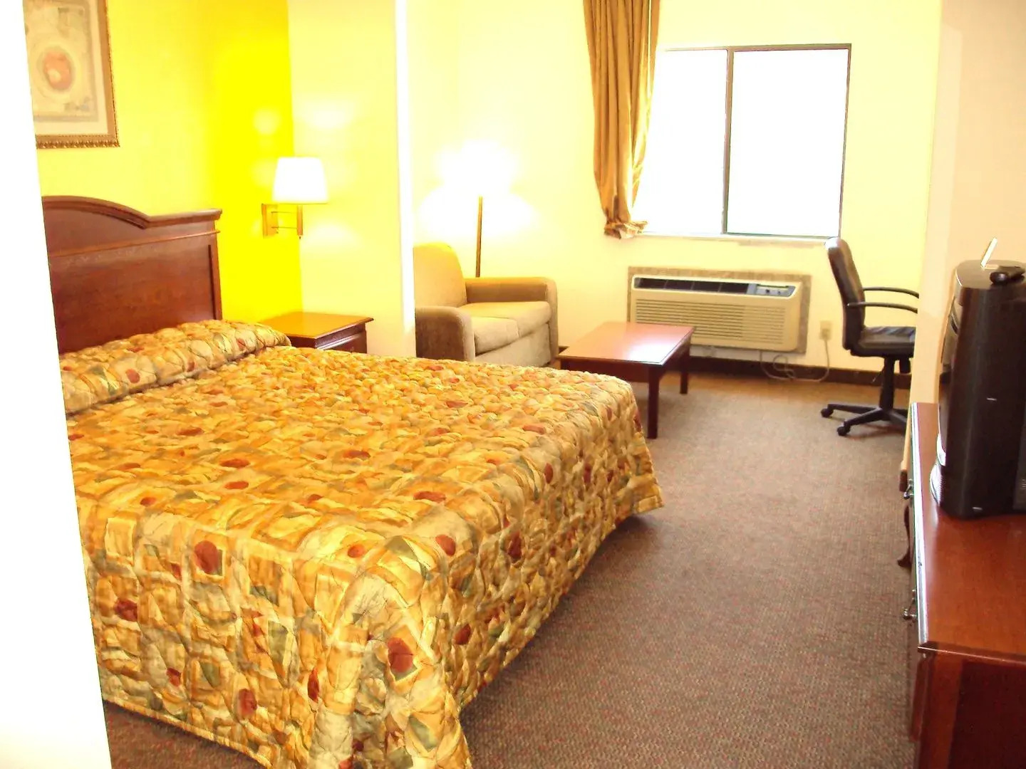 Photo - Tropicana Inn and Suites