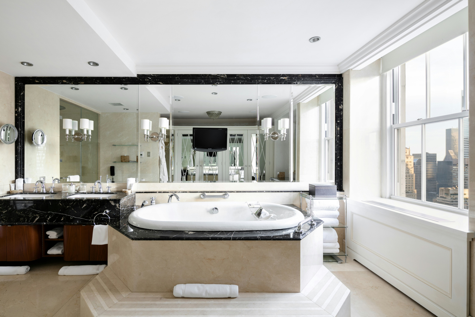 Photo - The Pierre, A Taj Hotel, New York