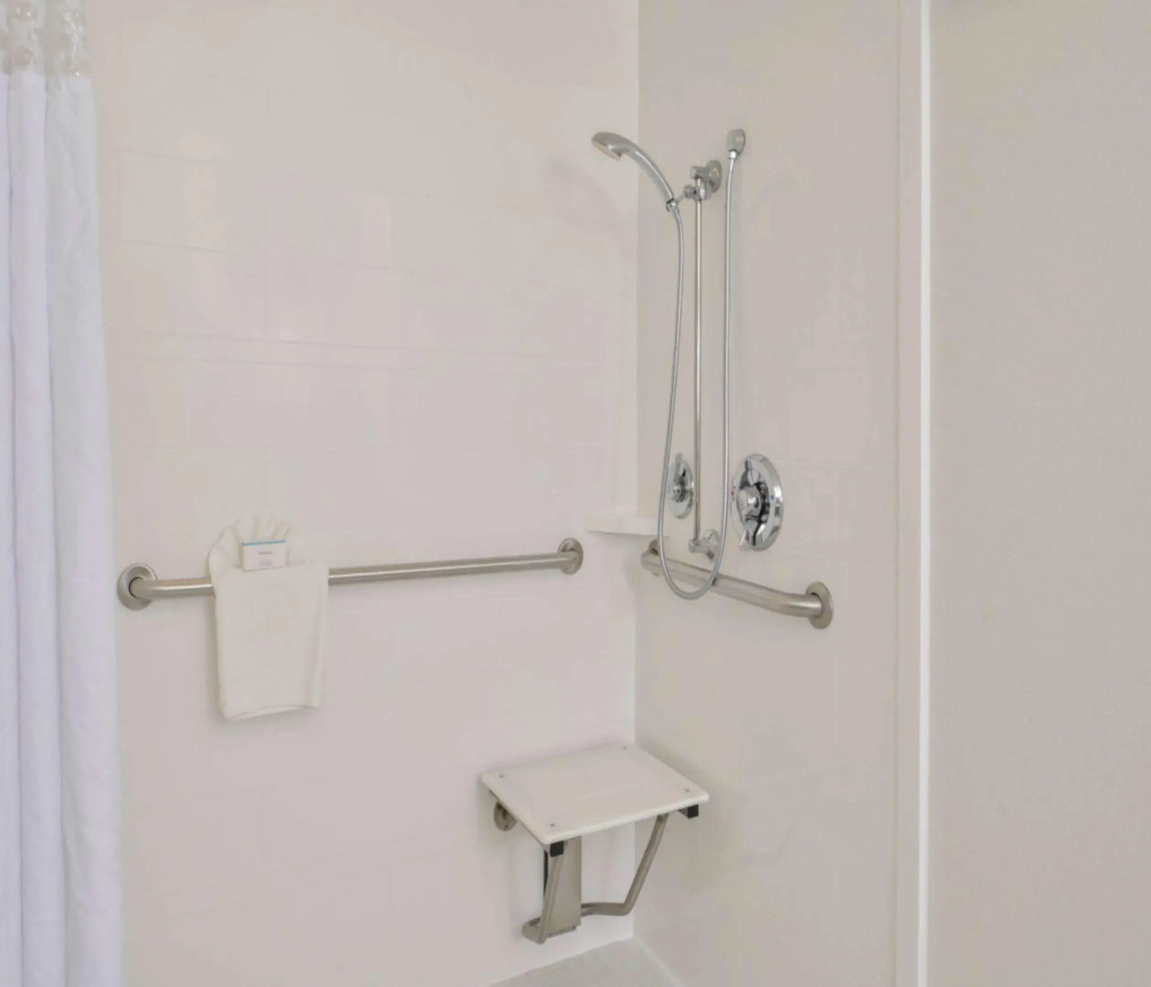 Foto - Hampton Inn & Suites San Francisco-Burlingame-Airport South