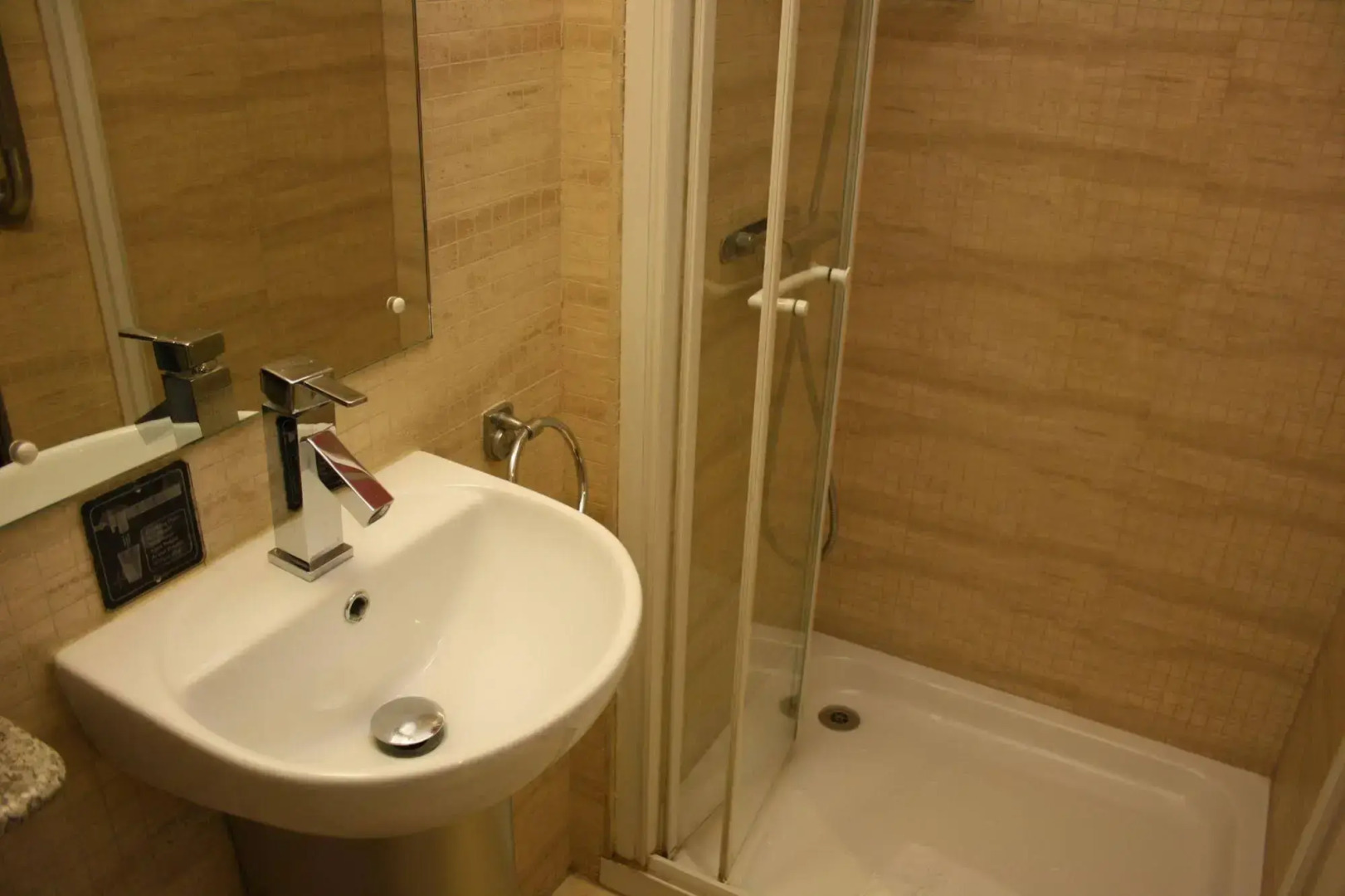 Foto - Eurotraveller Hotel- Express (Elephant & Castle)