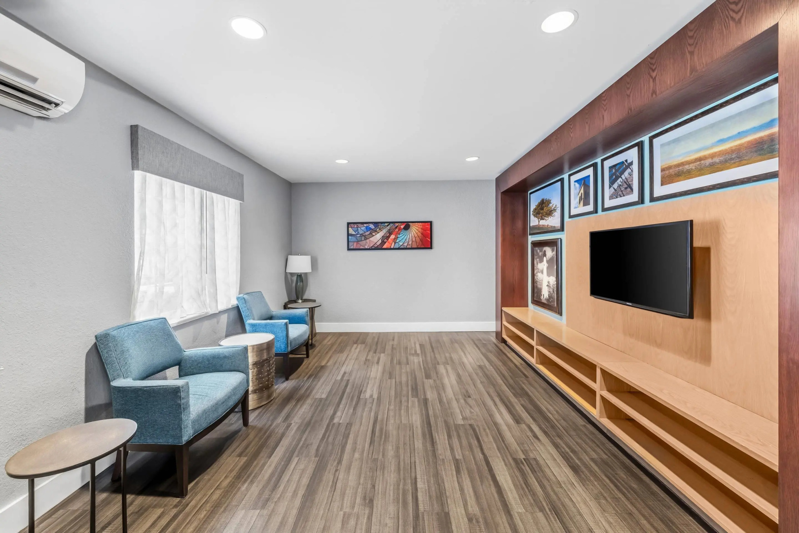 Photo - MainStay Suites Orlando Altamonte Springs
