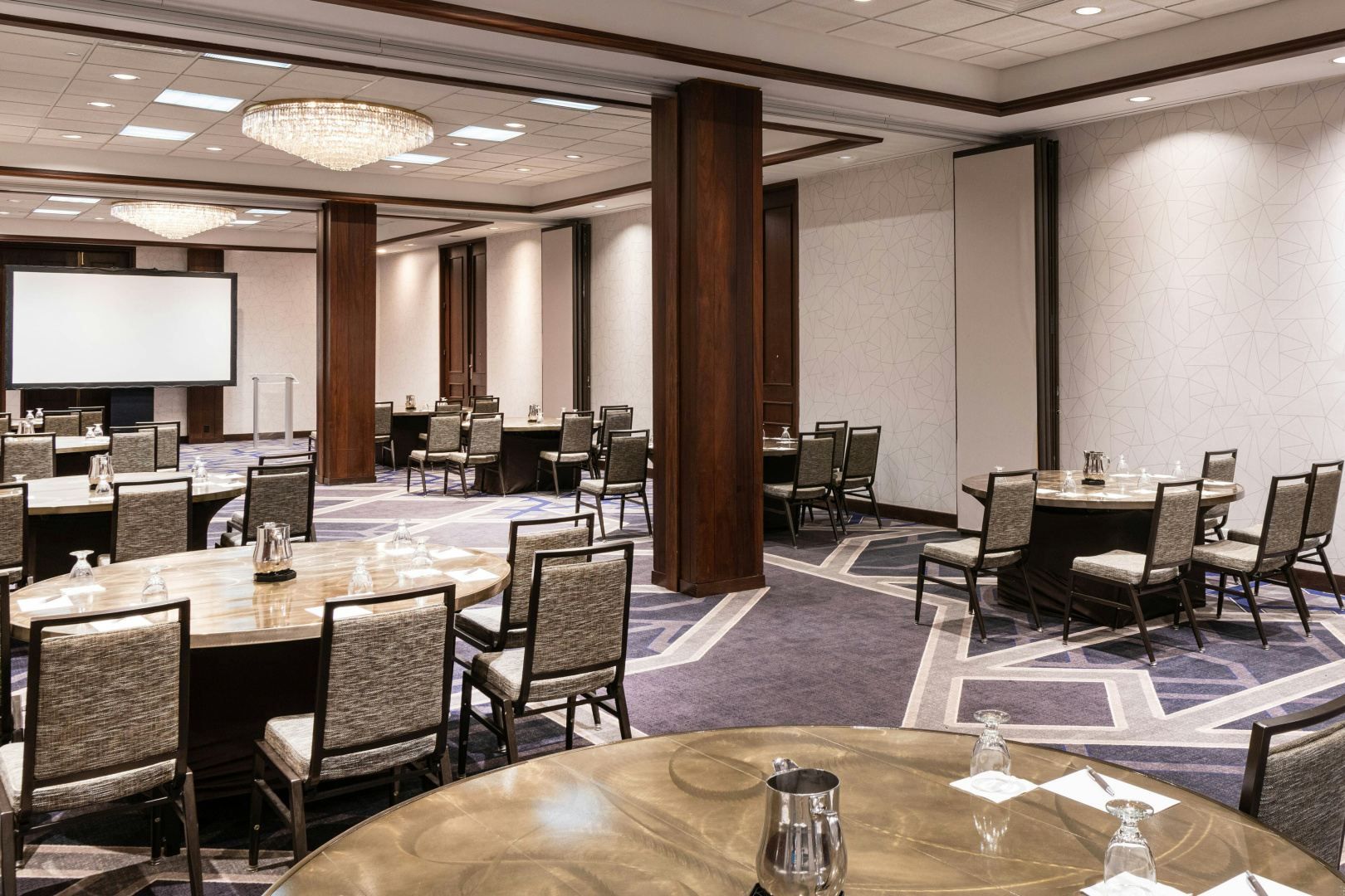Foto - Sheraton Indianapolis City Centre Hotel