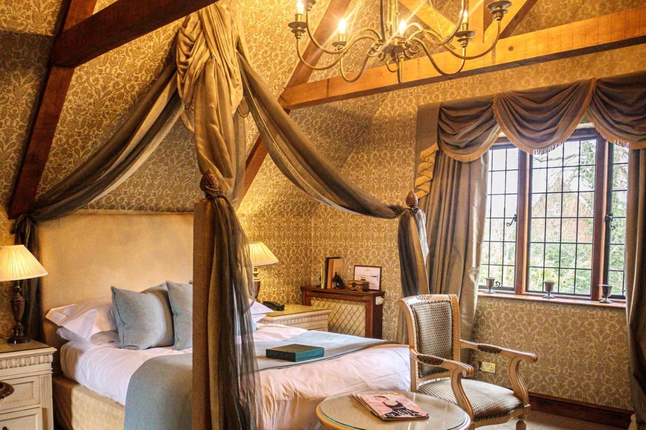 Photo - Langshott Manor